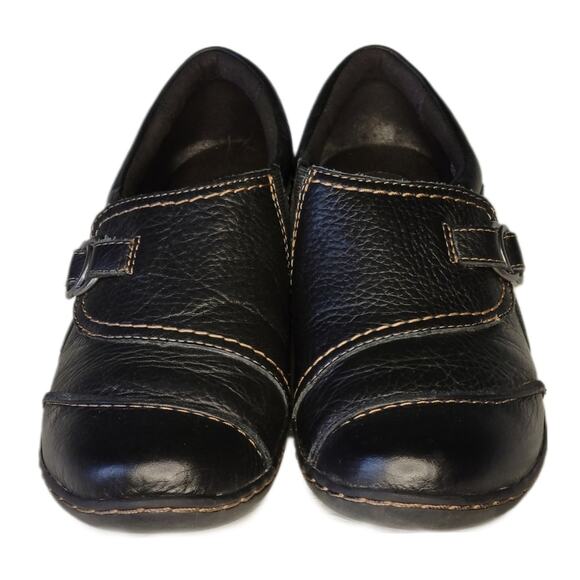 Clarks Black Leather Loafers Slip On Shoes Comfort Flats sz 7 - Picture 2 of 8